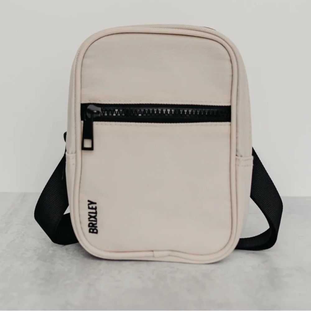 Brixley coastal crossbody sling bag